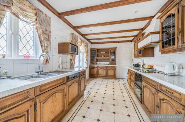 Main Road, Gidea Park