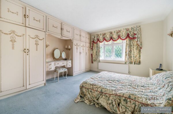 Main Road, Gidea Park