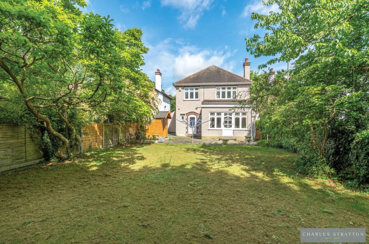 Main Road, Gidea Park