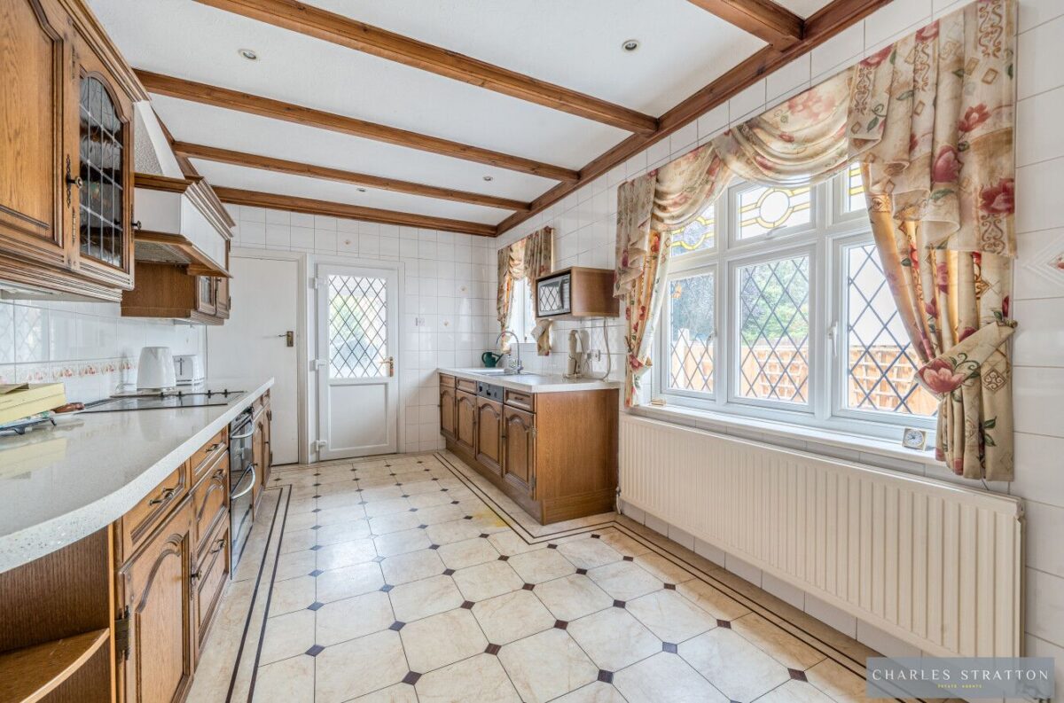 Main Road, Gidea Park