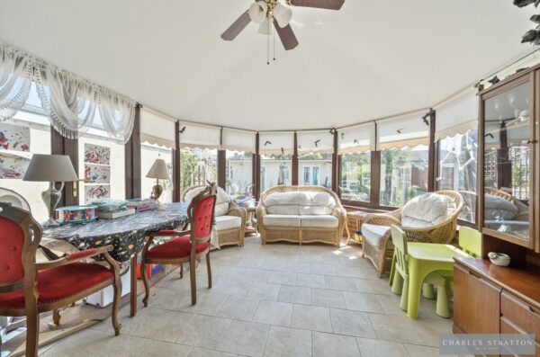 Highland Avenue, Dagenham