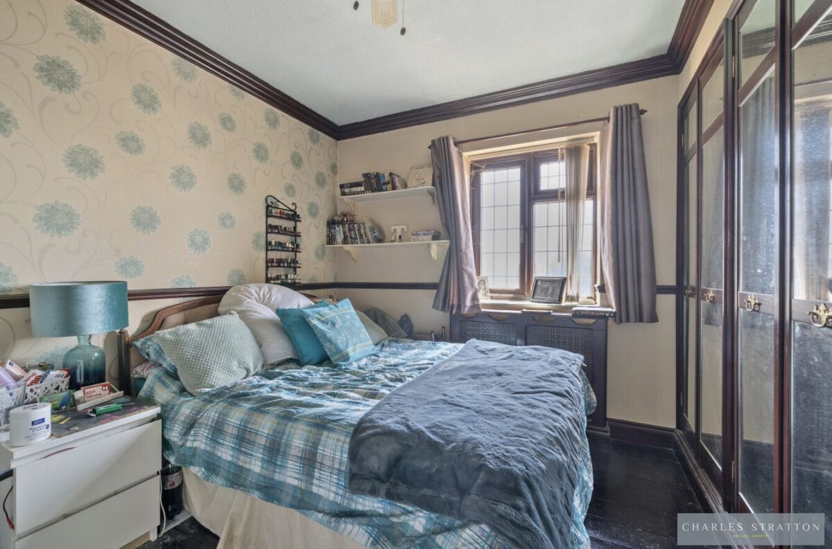 Highland Avenue, Dagenham