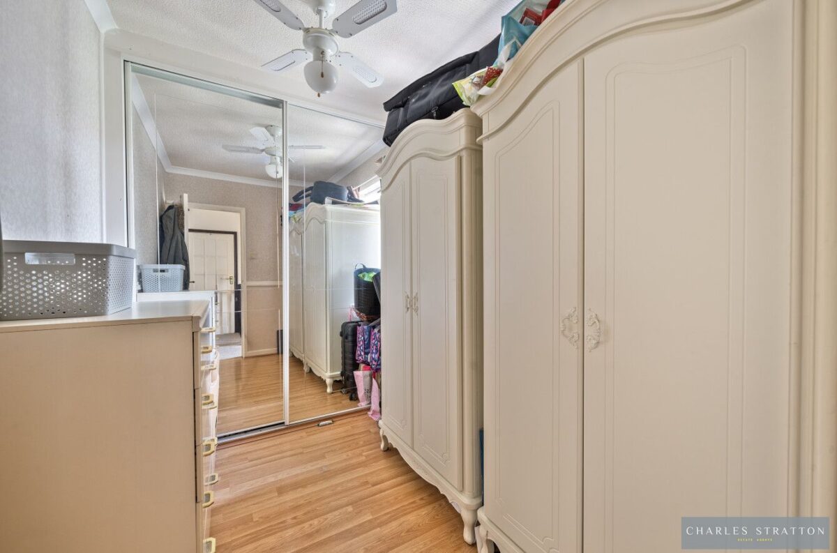 Highland Avenue, Dagenham