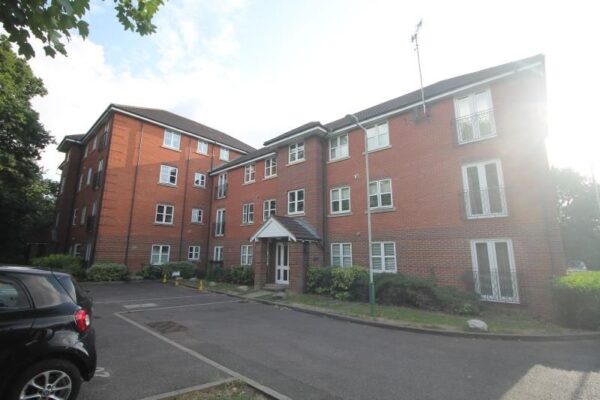 College Court,  Scholars Way, Gidea Park