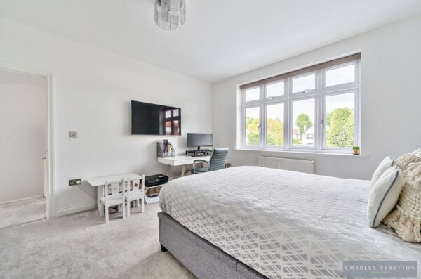 Pemberton Avenue, Gidea Park