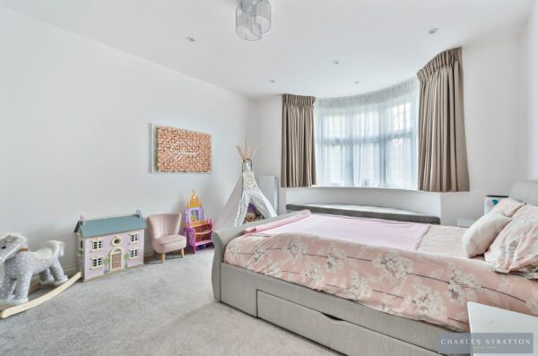 Pemberton Avenue, Gidea Park