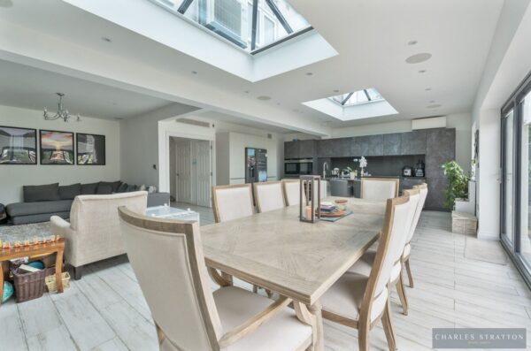 Pemberton Avenue, Gidea Park