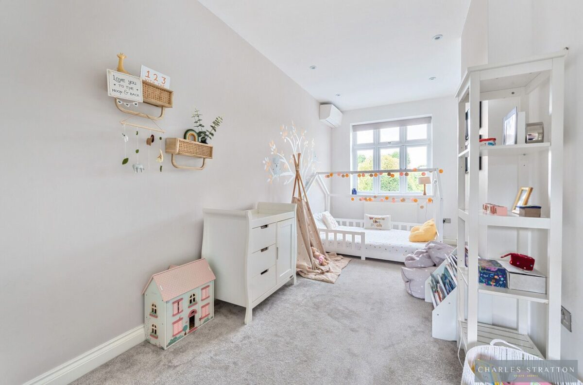 Pemberton Avenue, Gidea Park