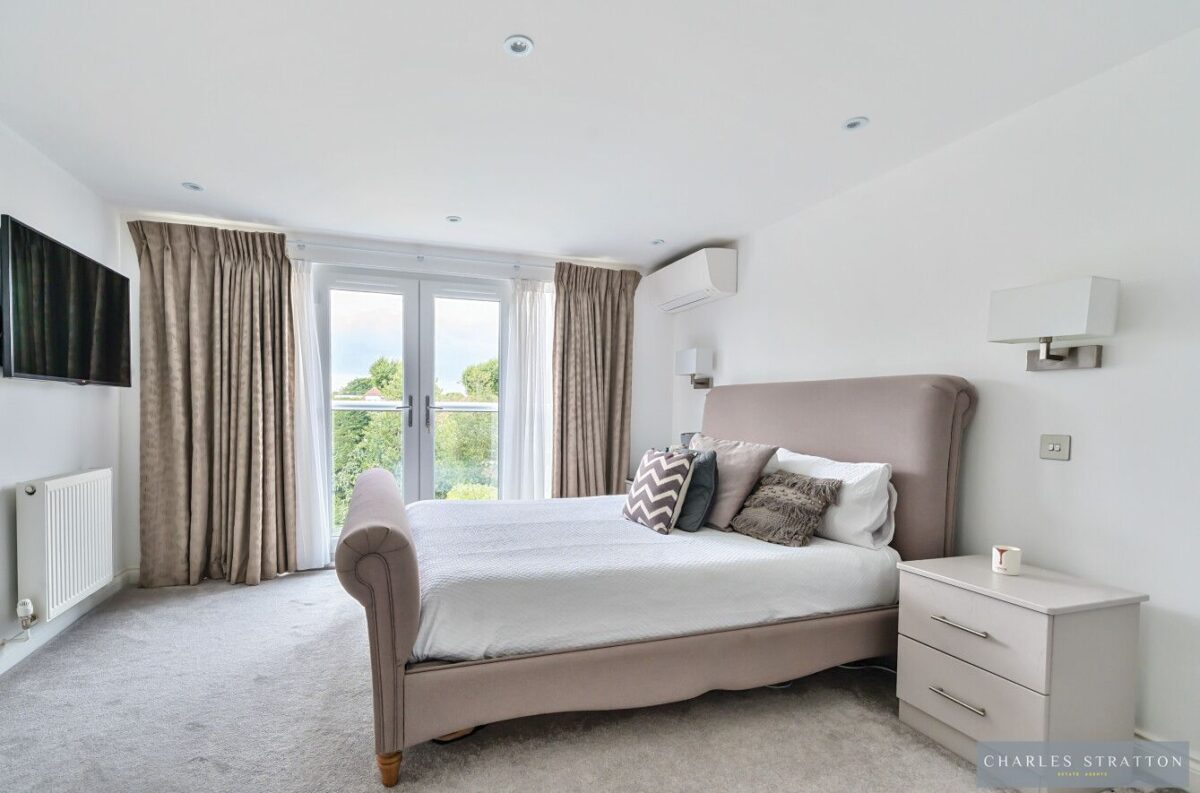 Pemberton Avenue, Gidea Park