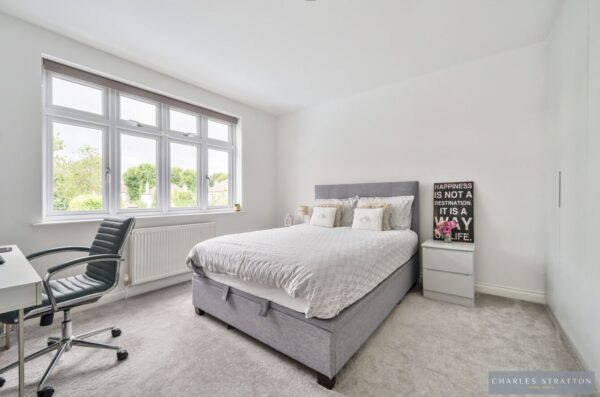 Pemberton Avenue, Gidea Park