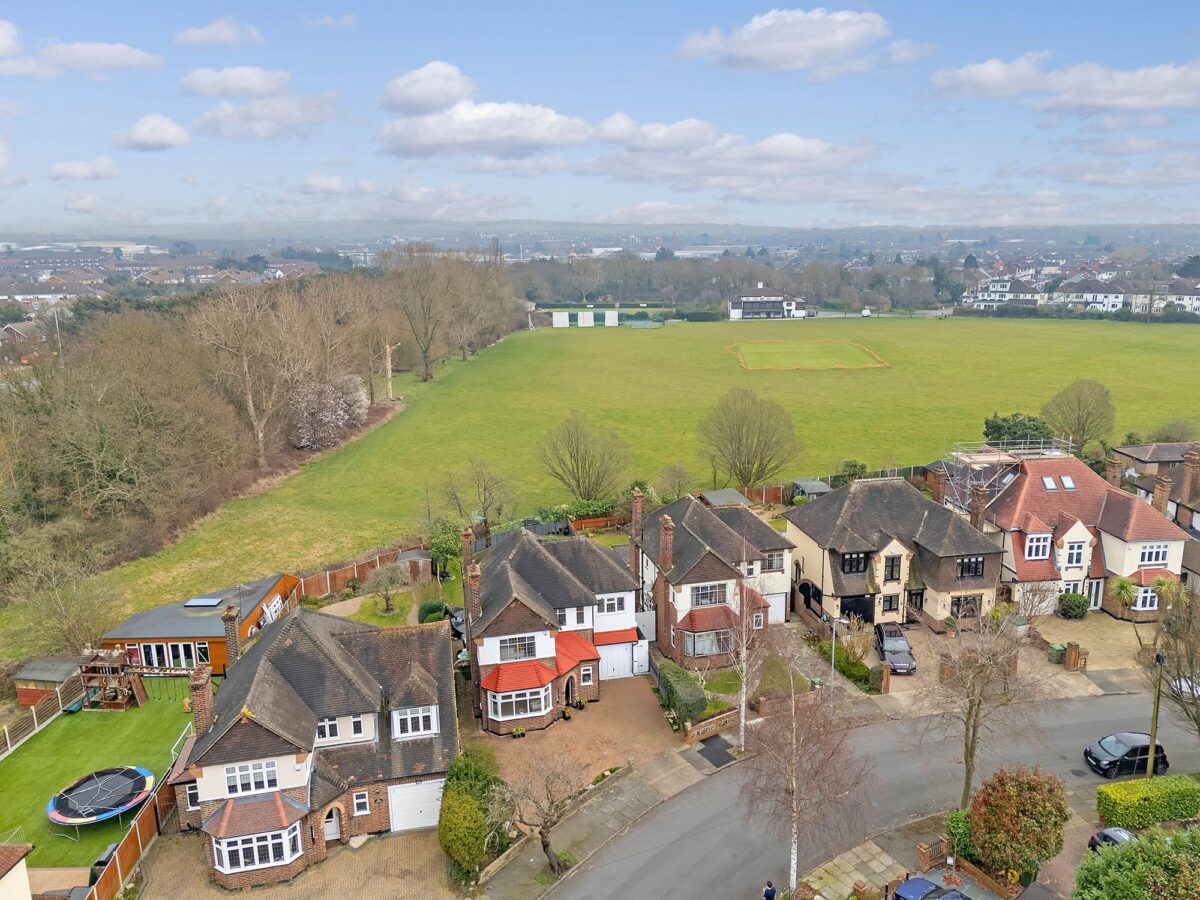 Links Avenue, Gidea Park
