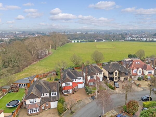 Links Avenue, Gidea Park