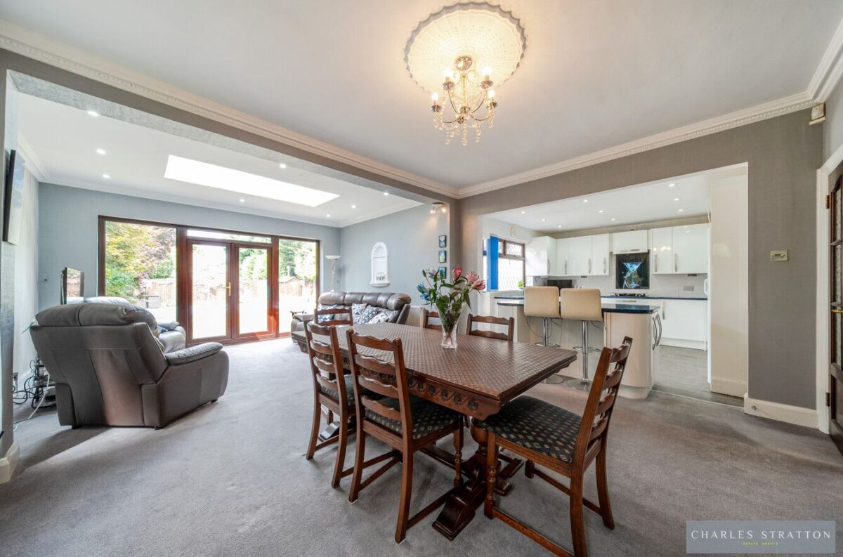 Hall Road, Gidea Park