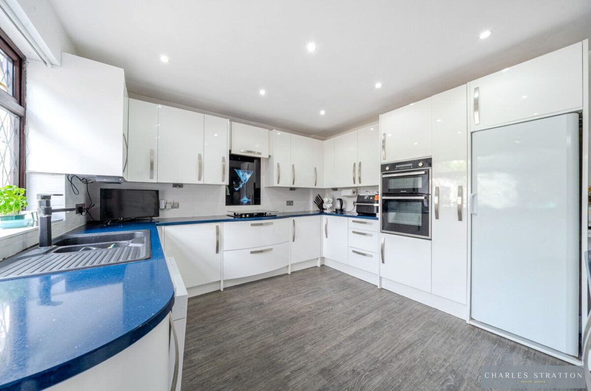 Hall Road, Gidea Park