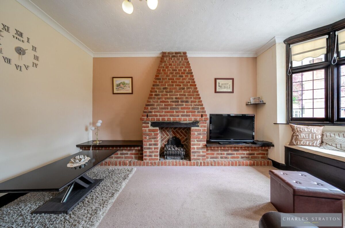 Hall Road, Gidea Park