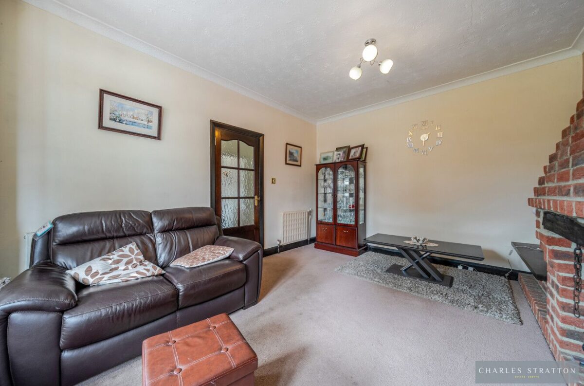 Hall Road, Gidea Park