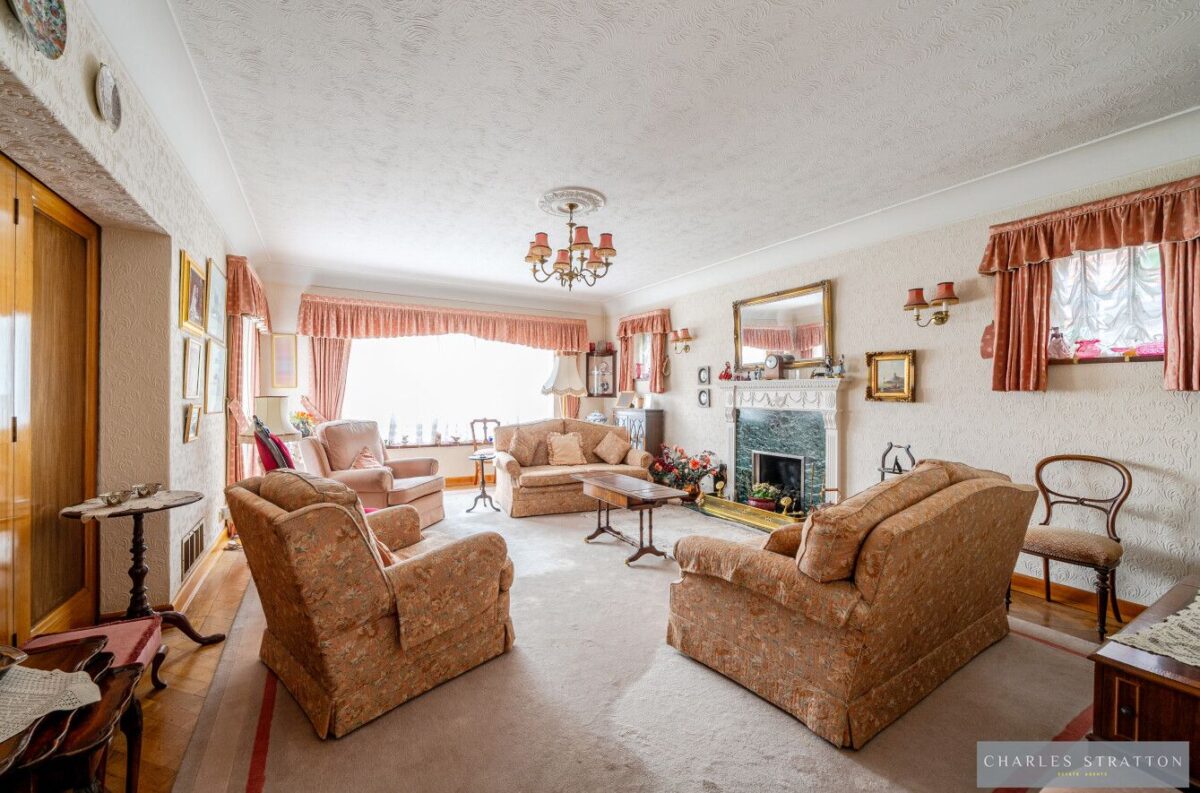 Heath Drive, Gidea Park