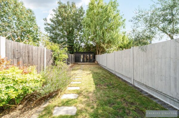 Amery Gardens, Gidea Park