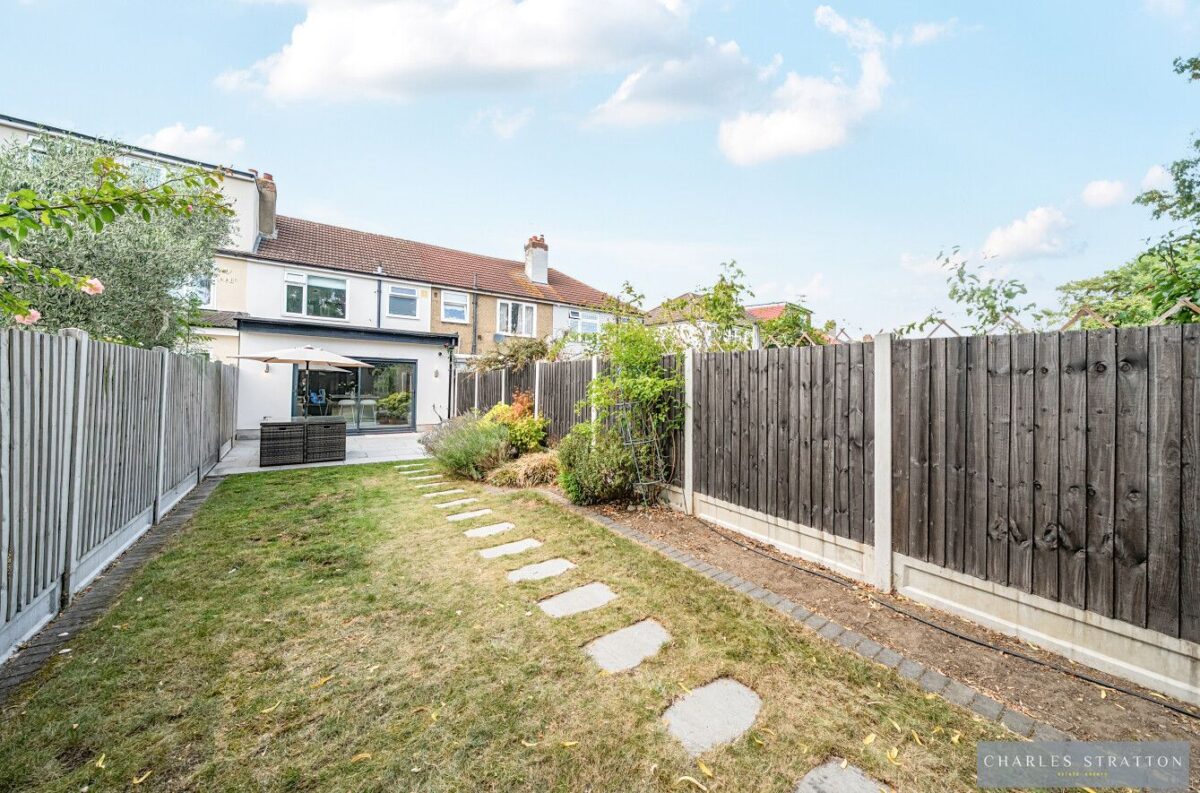 Amery Gardens, Gidea Park