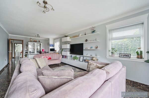 Harrow Crescent, Romford