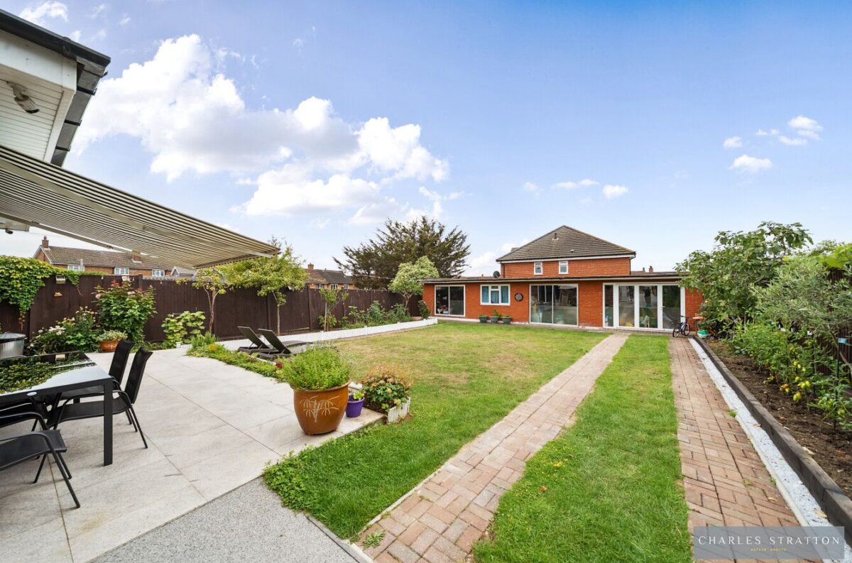 Harrow Crescent, Romford