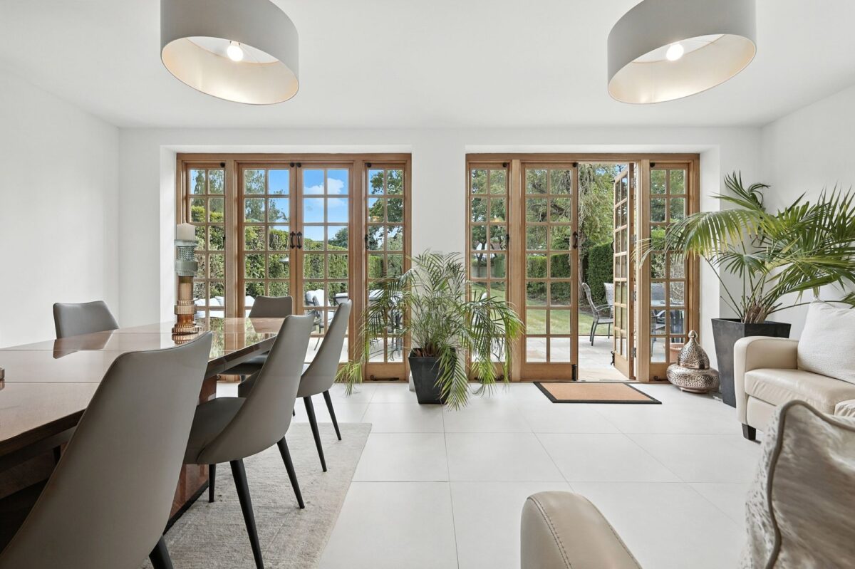 Reed Pond Walk, Gidea Park