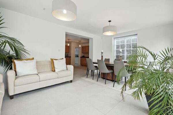 Reed Pond Walk, Gidea Park