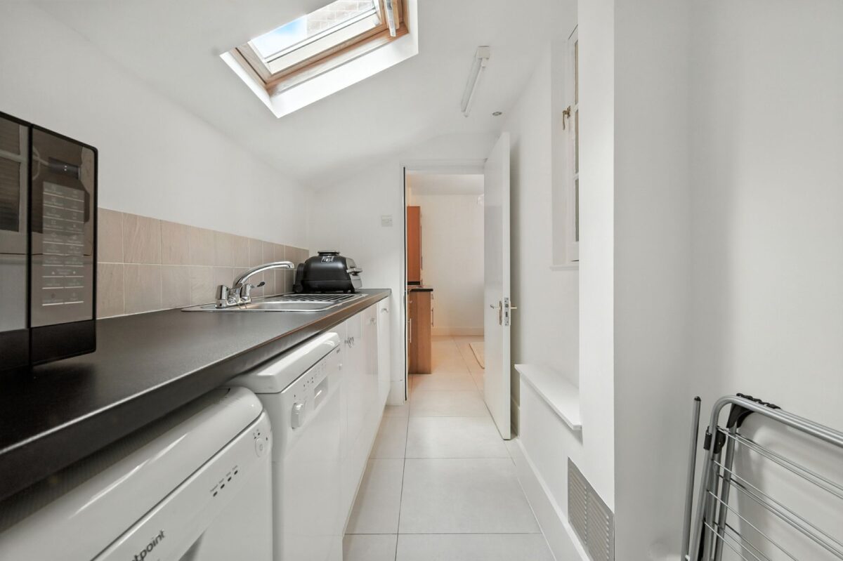 Reed Pond Walk, Gidea Park