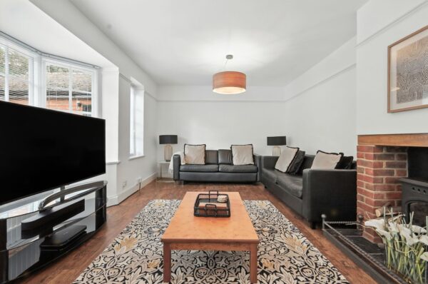 Reed Pond Walk, Gidea Park