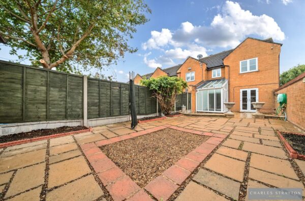 Landseer Close, Hornchurch