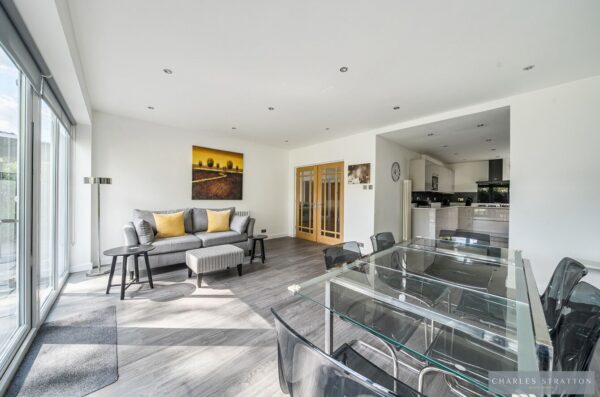 Brook Road, Gidea Park