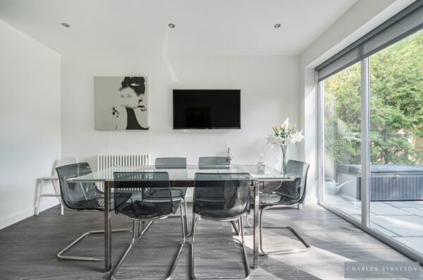 Brook Road, Gidea Park