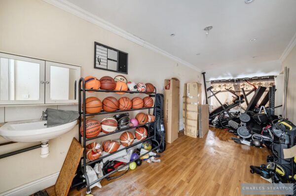 Repton Gardens, Gidea Park