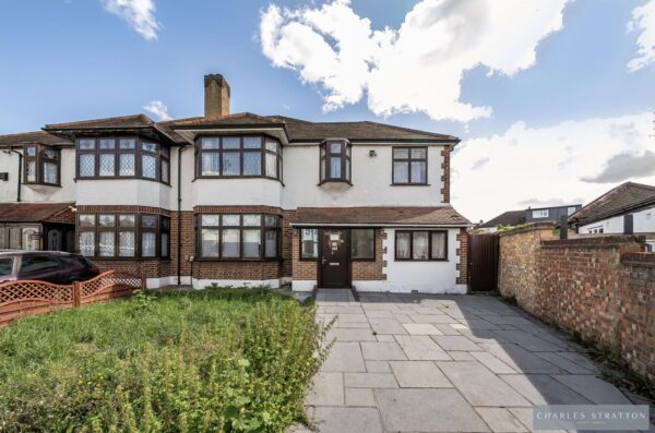 Repton Gardens, Gidea Park