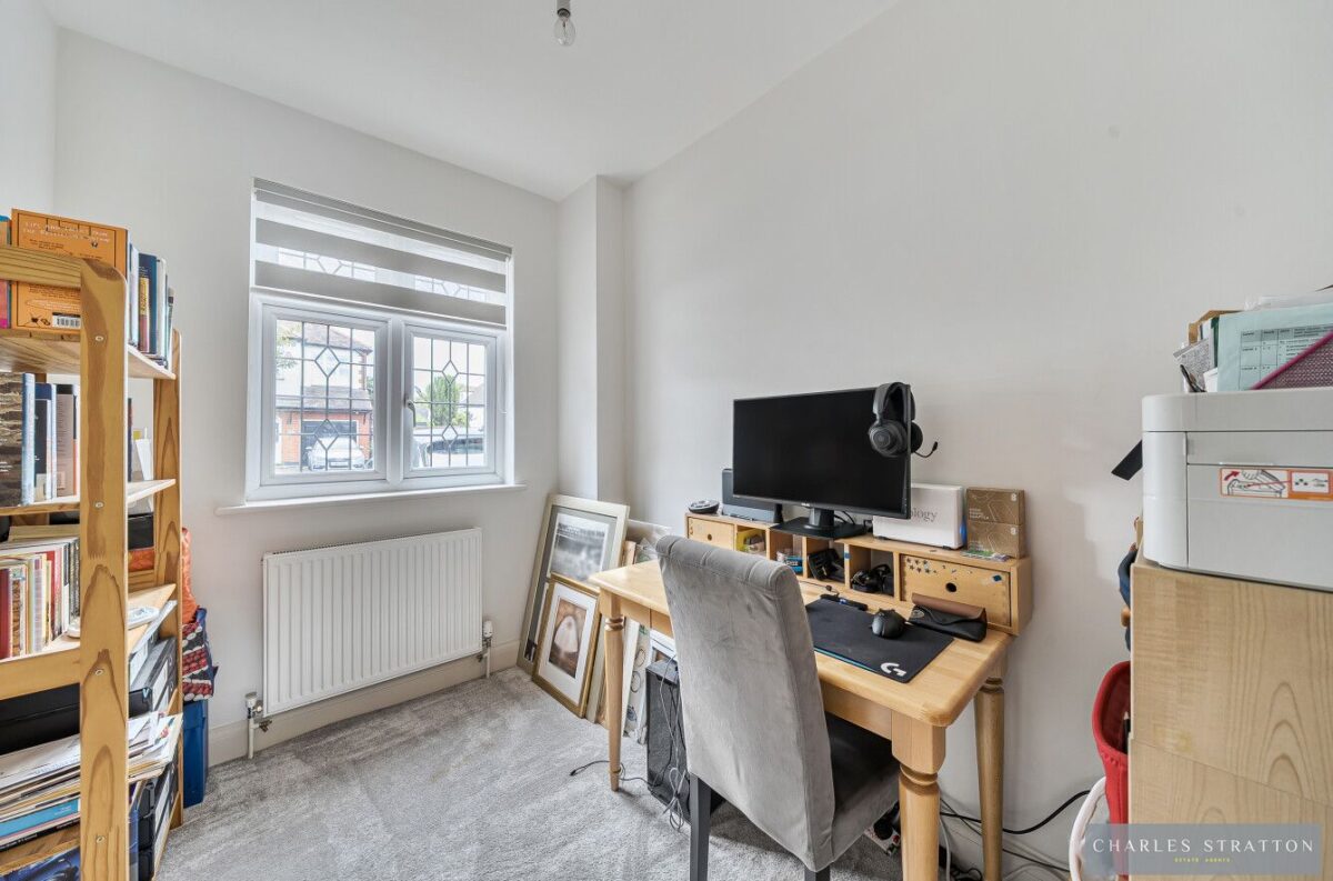 Pemberton Avenue, Gidea Park