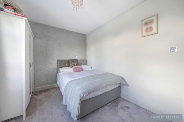 Pemberton Avenue, Gidea Park