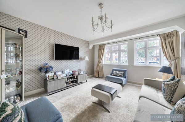 Pemberton Avenue, Gidea Park