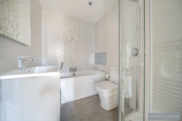 Pemberton Avenue, Gidea Park