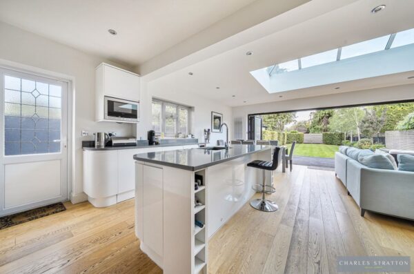 Pemberton Avenue, Gidea Park