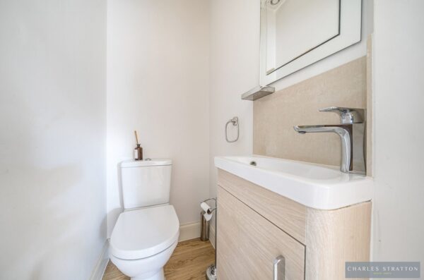 Pemberton Avenue, Gidea Park