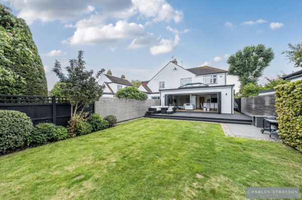 Pemberton Avenue, Gidea Park