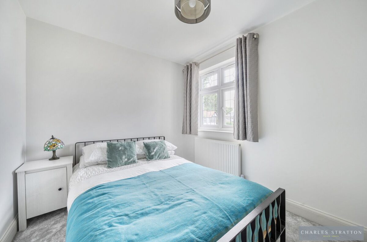 Pemberton Avenue, Gidea Park