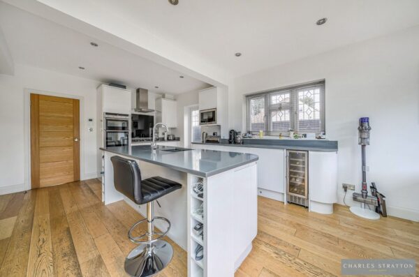 Pemberton Avenue, Gidea Park