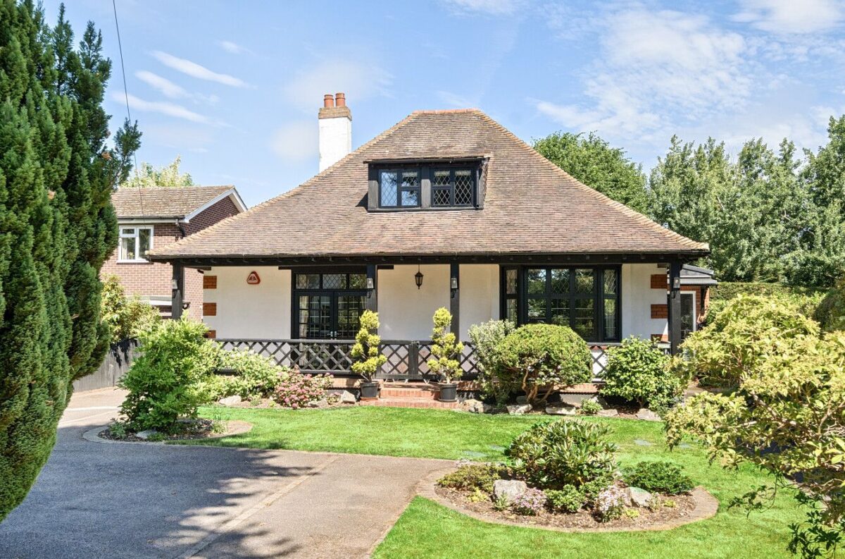 Balgores Crescent, Gidea Park