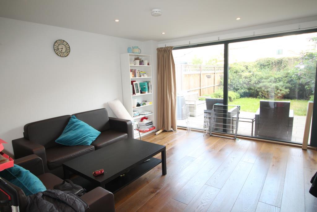 Hawthorne Crescent, Greenwich, SE10
