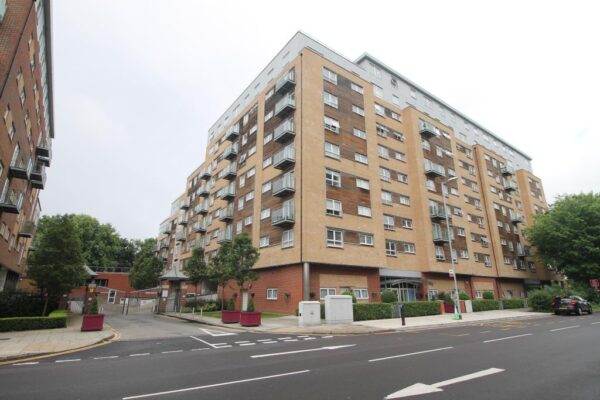 Cherrydown East, Basildon, SS16