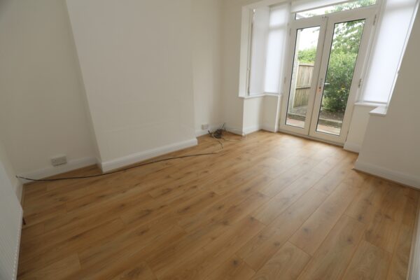 Woodfield Drive, Gidea Park, RM2
