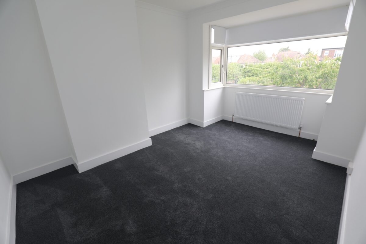 Woodfield Drive, Gidea Park, RM2