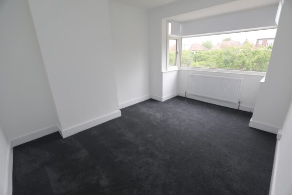 Woodfield Drive, Gidea Park, RM2