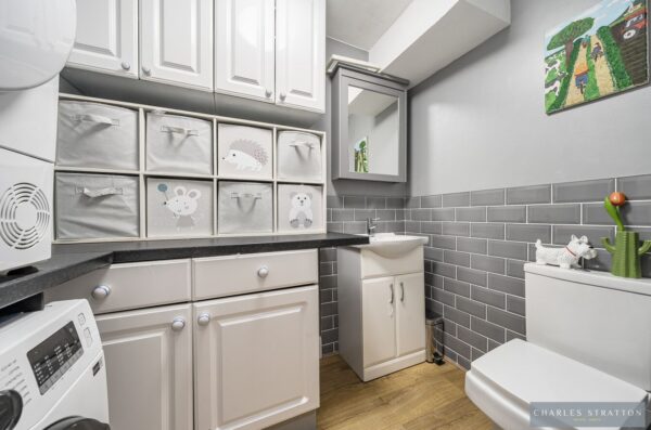 Recreation Avenue, Romford